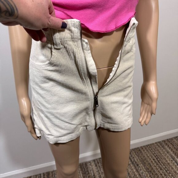 American Eagle Zip Up Corduroy Mini Skirt Super Hi-Rise A-Line Stretch Sz 0 - Picture 4 of 10